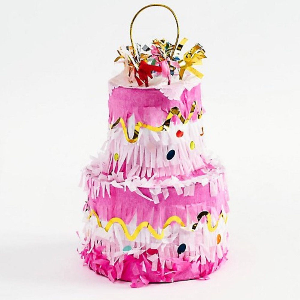 Cake Piñata - Picture 1 of 1